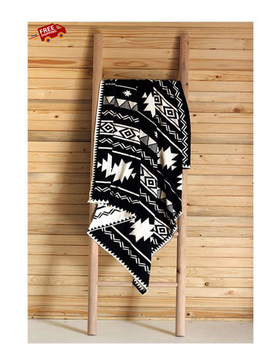 Black & Ivory Aztec Cotton Knitted Throw (130 x180 cm) | Book Bargain Buy